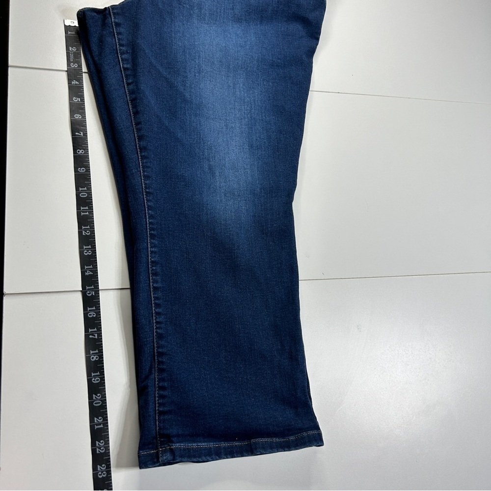 Torrid Crop Skinny Super Soft Mid-Rise Jean size 26 - Picture 6 of 14